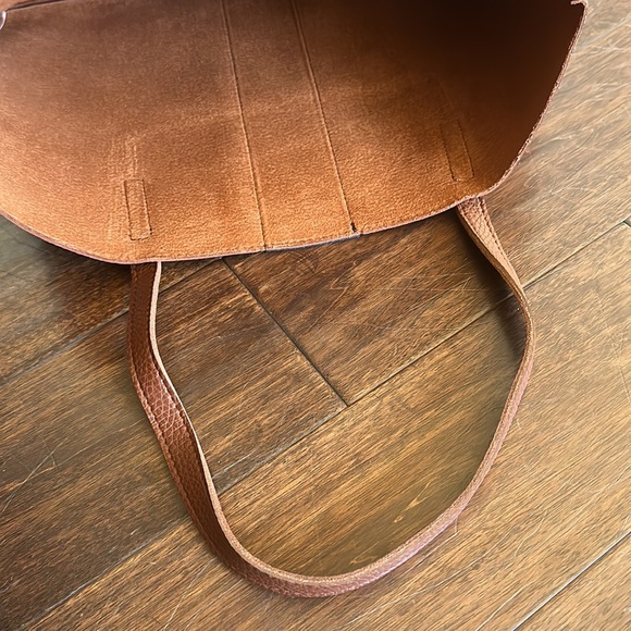 VINCE CAMUTO Vegan Leather Tote - Luck Tote  in Pebbled Red Desert Black Stripe - Picture 6 of 8